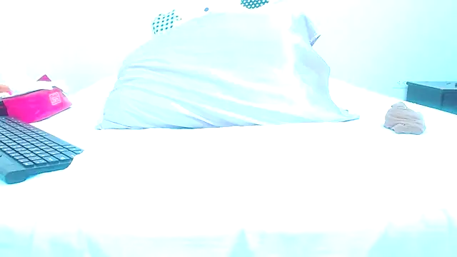 TattyHarrisquirtt online show from November 14, 2025, 3:00 pm