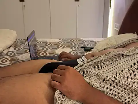 shavyforgirls online show from March 30, 2026, 7:15 pm