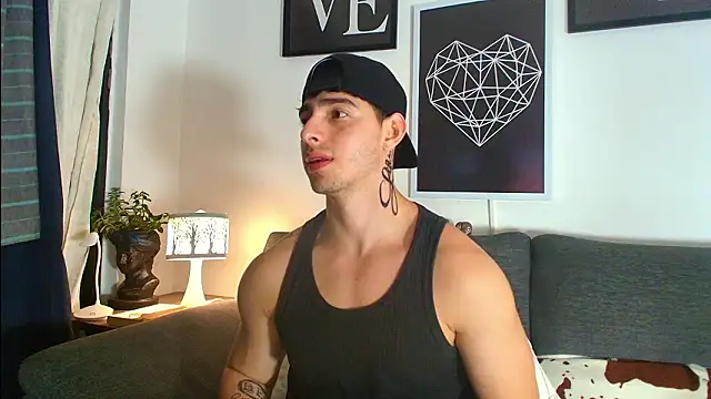 Snapshot of thomyafar chatting on March 14, 2026, 9:04 am thomyafar online show from March 14, 2026, 9:04 am