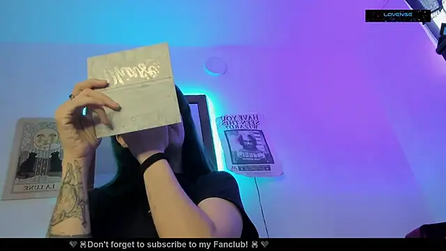 Hisato111 online show from October 16, 2025, 12:17 pm