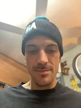 Snapshot of Polaroid_White chatting on October 30, 2025, 9:44 am Polaroid White online show from October 30, 2025, 9:44 am