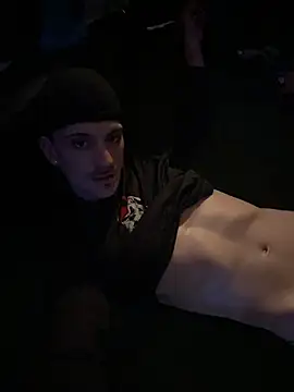 Snapshot of Polaroid_White chatting on November 14, 2025, 7:51 am Polaroid White online show from November 14, 2025, 7:51 am