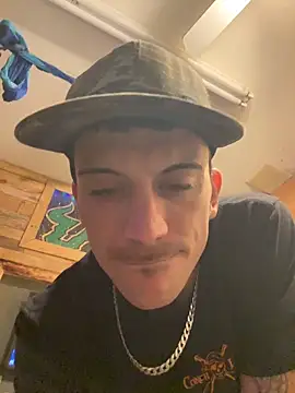 Snapshot of Polaroid_White chatting on November 22, 2025, 6:23 am Polaroid White online show from November 22, 2025, 6:23 am