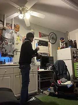 Snapshot of Polaroid_White chatting on November 27, 2025, 11:12 am Polaroid White online show from November 27, 2025, 11:12 am