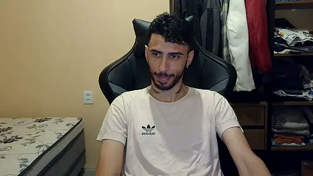 Snapshot of iendriw chatting on February 17, 2026, 5:59 am iendriw online show from February 17, 2026, 5:59 am