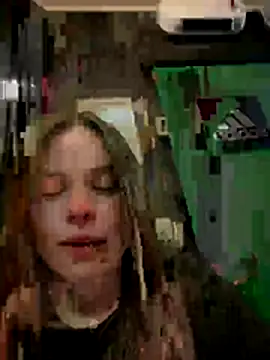 gynna kimera online show from December 14, 2025, 3:50 pm