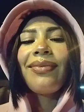 Snapshot of Kylie_brazt chatting on March 18, 2026, 3:31 am Kylie brazt online show from March 18, 2026, 3:31 am