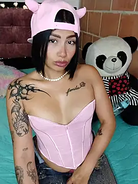 Snapshot of Kylie_brazt chatting on April 5, 2026, 1:36 am Kylie brazt online show from April 5, 2026, 1:36 am