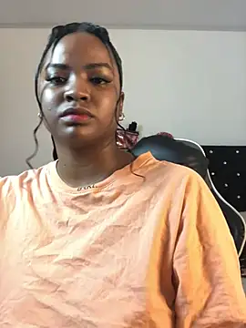 Snapshot of ValerieBlakee chatting on January 11, 2026, 6:13 pm ValerieBlakee online show from January 11, 2026, 6:13 pm