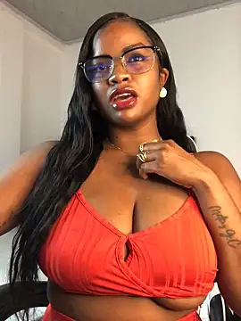 Snapshot of ValerieBlakee chatting on May 22, 2026, 12:22 pm ValerieBlakee online show from May 22, 2026, 12:22 pm