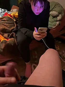 Tightassslut18 online show from March 1, 2025, 6:21 pm