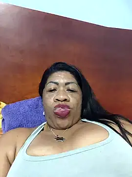 Snapshot of Tocameamor chatting on December 21, 2025, 1:02 am Tocameamor online show from December 21, 2025, 1:02 am