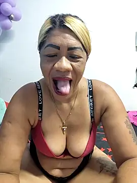 Snapshot of Tocameamor chatting on February 24, 2026, 8:51 pm Tocameamor online show from February 24, 2026, 8:51 pm