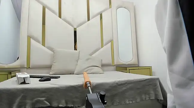 Kendall 6669 online show from February 27, 2025, 12:45 pm