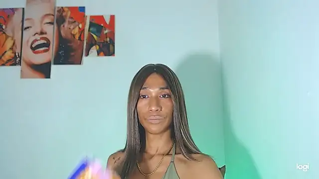 red veltet online show from March 4, 2026, 3:07 pm