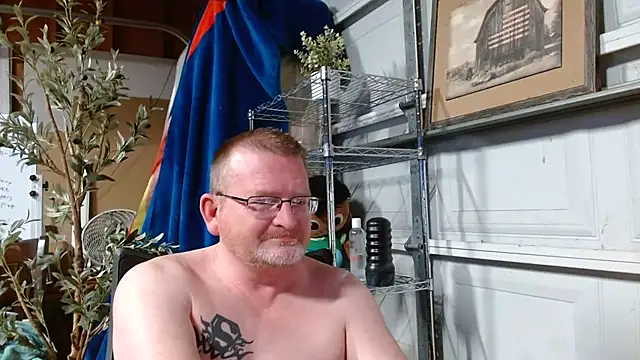 Snapshot of Randomoldguy615 chatting on February 27, 2025, 1:48 am Randomoldguy615 online show from February 27, 2025, 1:48 am