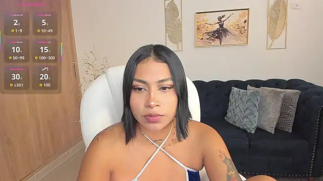 Snapshot of Ivyy_Moon_ chatting on November 23, 2025, 1:49 am Ivyy Moon online show from November 23, 2025, 1:49 am