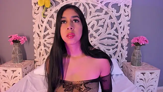 Snapshot of AnnieGibbyns chatting on February 11, 2026, 8:14 pm AnnieGibbyns online show from February 11, 2026, 8:14 pm