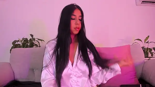 Snapshot of AnnieGibbyns chatting on March 1, 2026, 8:44 pm AnnieGibbyns online show from March 1, 2026, 8:44 pm