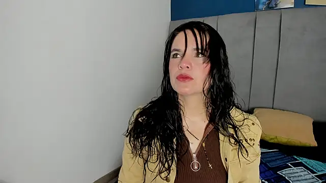 laura hotties online show from September 25, 2025, 1:15 pm