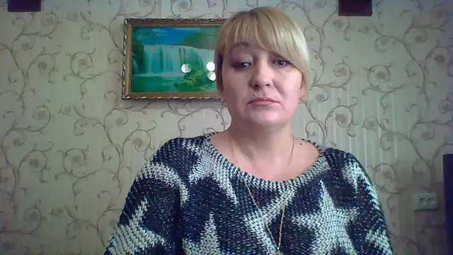 ArielXLoveresss online show from March 8, 2025, 12:30 pm