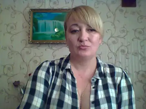 ArielXLoveresss online show from March 9, 2025, 12:20 pm