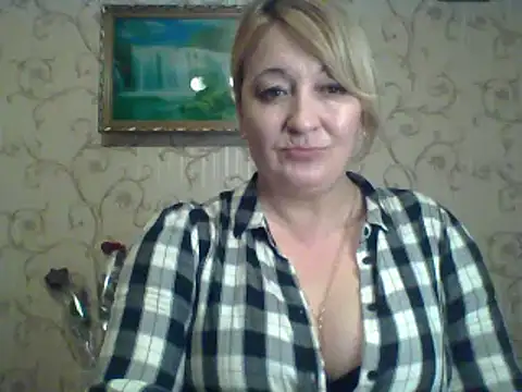 ArielXLoveresss online show from March 9, 2025, 8:42 pm