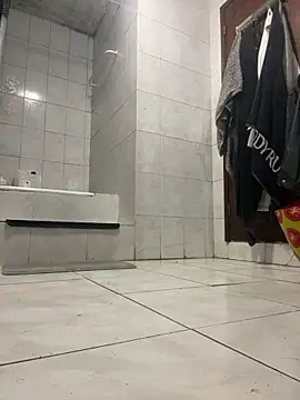 rogerdik76 online show from March 20, 2026, 5:56 am