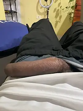 Pretosafado23cm online show from March 12, 2025, 7:59 pm