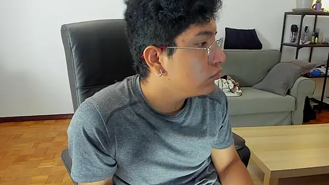 Snapshot of masterboy50 chatting on October 23, 2025, 7:01 pm masterboy50 online show from October 23, 2025, 7:01 pm