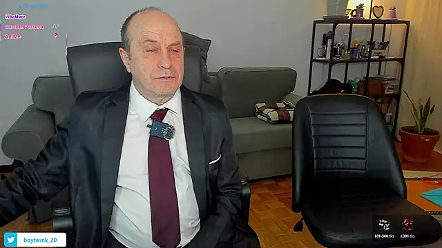 Snapshot of masterboy50 chatting on March 8, 2026, 8:01 pm masterboy50 online show from March 8, 2026, 8:01 pm