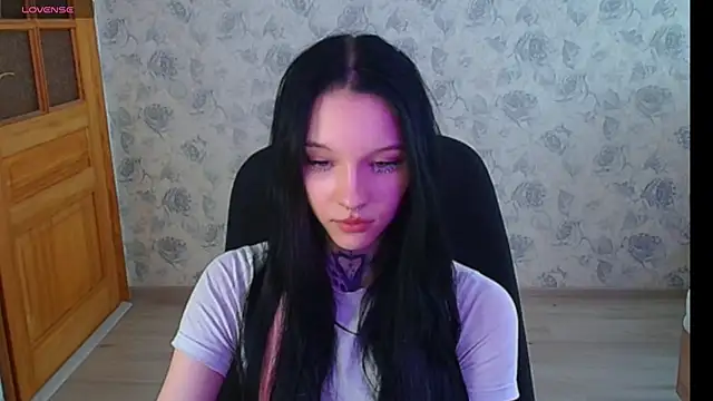 Snapshot of mefwhore chatting on March 10, 2025, 8:37 am mefwhore online show from March 10, 2025, 8:37 am