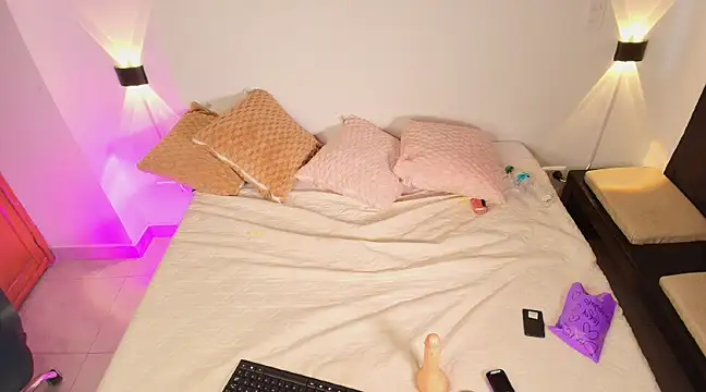 Snapshot of Dante_bre chatting on March 19, 2025, 5:39 pm Dante bre online show from March 19, 2025, 5:39 pm