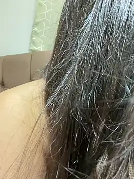 Snapshot of virginbrunette99 chatting on January 11, 2026, 5:12 am virginbrunette99 online show from January 11, 2026, 5:12 am