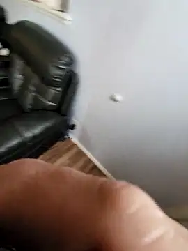 Snapshot of Bigjohn81401 chatting on December 5, 2025, 5:42 pm Bigjohn81401 online show from December 5, 2025, 5:42 pm