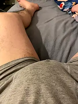 Snapshot of zou_9997 chatting on December 16, 2025, 3:22 am zou 9997 online show from December 16, 2025, 3:22 am