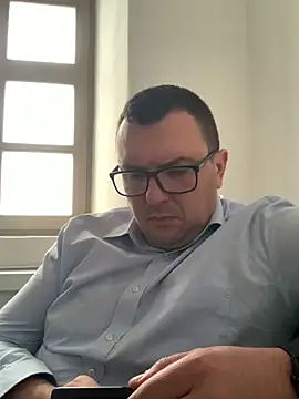 Snapshot of Mike8523 chatting on January 6, 2026, 7:56 am Mike8523 online show from January 6, 2026, 7:56 am