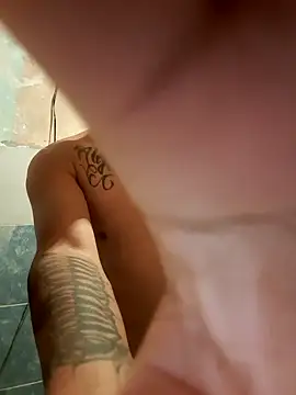 Snapshot of Elcabezhupas97 chatting on October 26, 2025, 3:29 pm Elcabezhupas97 online show from October 26, 2025, 3:29 pm