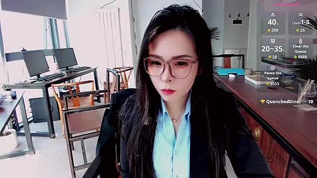 xixiya888 online show from November 11, 2025, 12:54 am