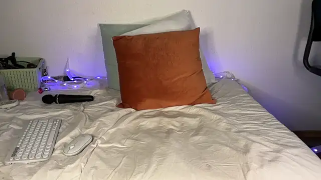 bayofdarkness online show from September 11, 2025, 4:56 am