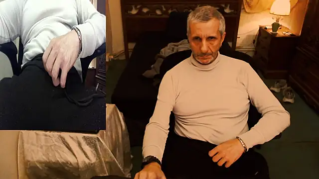 Snapshot of maxdaddy690 chatting on October 14, 2025, 9:48 pm maxdaddy690 online show from October 14, 2025, 9:48 pm