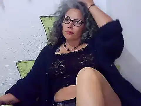 Victoria Lover online show from March 10, 2025, 2:17 am