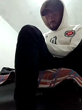 aventuraparatiM o r e online show from February 26, 2025, 4:25 am