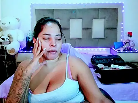 indiantopaz694u online show from July 13, 2026, 4:59 am