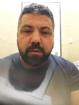 Snapshot of Alexander18edd chatting on November 28, 2025, 12:19 pm Alexander18edd online show from November 28, 2025, 12:19 pm