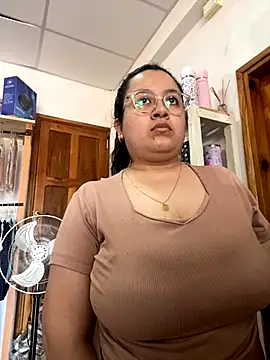 Snapshot of gordatetona_69 chatting on September 16, 2025, 2:40 pm gordatetona 69 online show from September 16, 2025, 2:40 pm