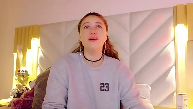 Snapshot of Anaise_latif chatting on March 27, 2026, 11:37 pm Anaise latif online show from March 27, 2026, 11:37 pm