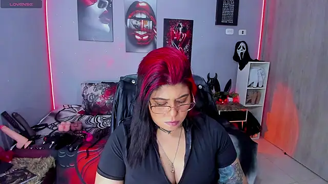 Veronika metal online show from December 17, 2025, 11:55 pm