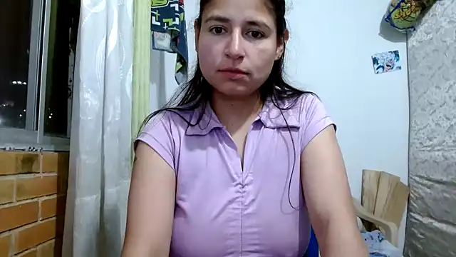 Snapshot of Escarcha-blue chatting on October 29, 2025, 1:19 am Escarcha-blue online show from October 29, 2025, 1:19 am