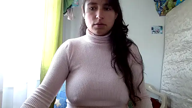 Snapshot of Escarcha-blue chatting on February 15, 2026, 7:32 pm Escarcha-blue online show from February 15, 2026, 7:32 pm